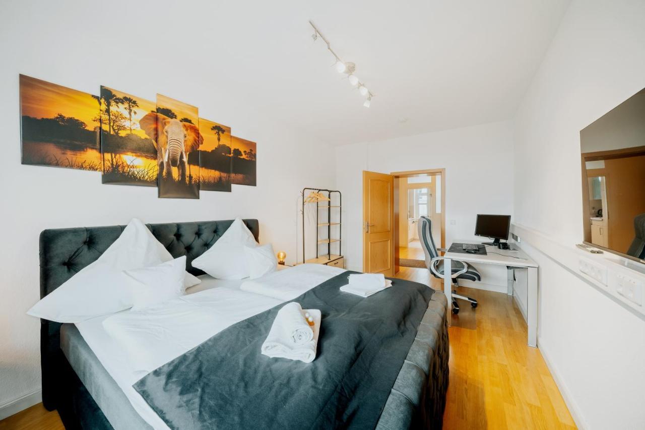 Blissplace 3 Zi Premium Apartment Nahe Getec Arena Mit Kingsize Betten Und Balkon Magdeburg Dış mekan fotoğraf