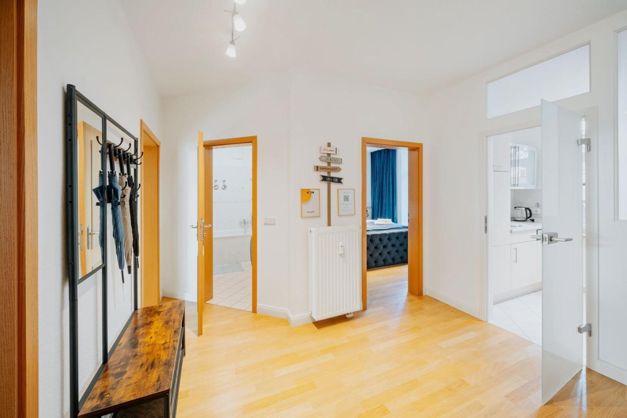Blissplace 3 Zi Premium Apartment Nahe Getec Arena Mit Kingsize Betten Und Balkon Magdeburg Dış mekan fotoğraf