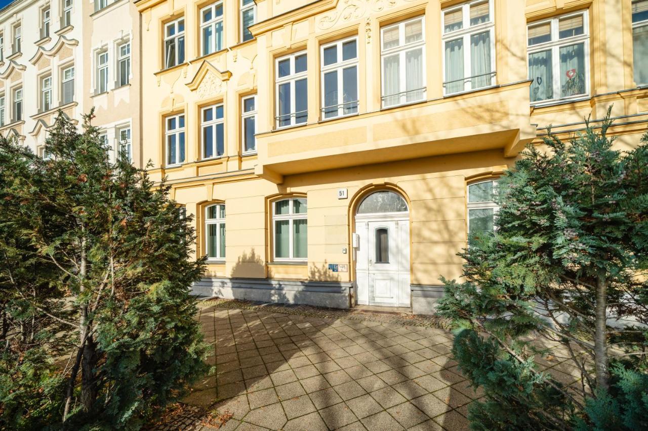 Blissplace 3 Zi Premium Apartment Nahe Getec Arena Mit Kingsize Betten Und Balkon Magdeburg Dış mekan fotoğraf